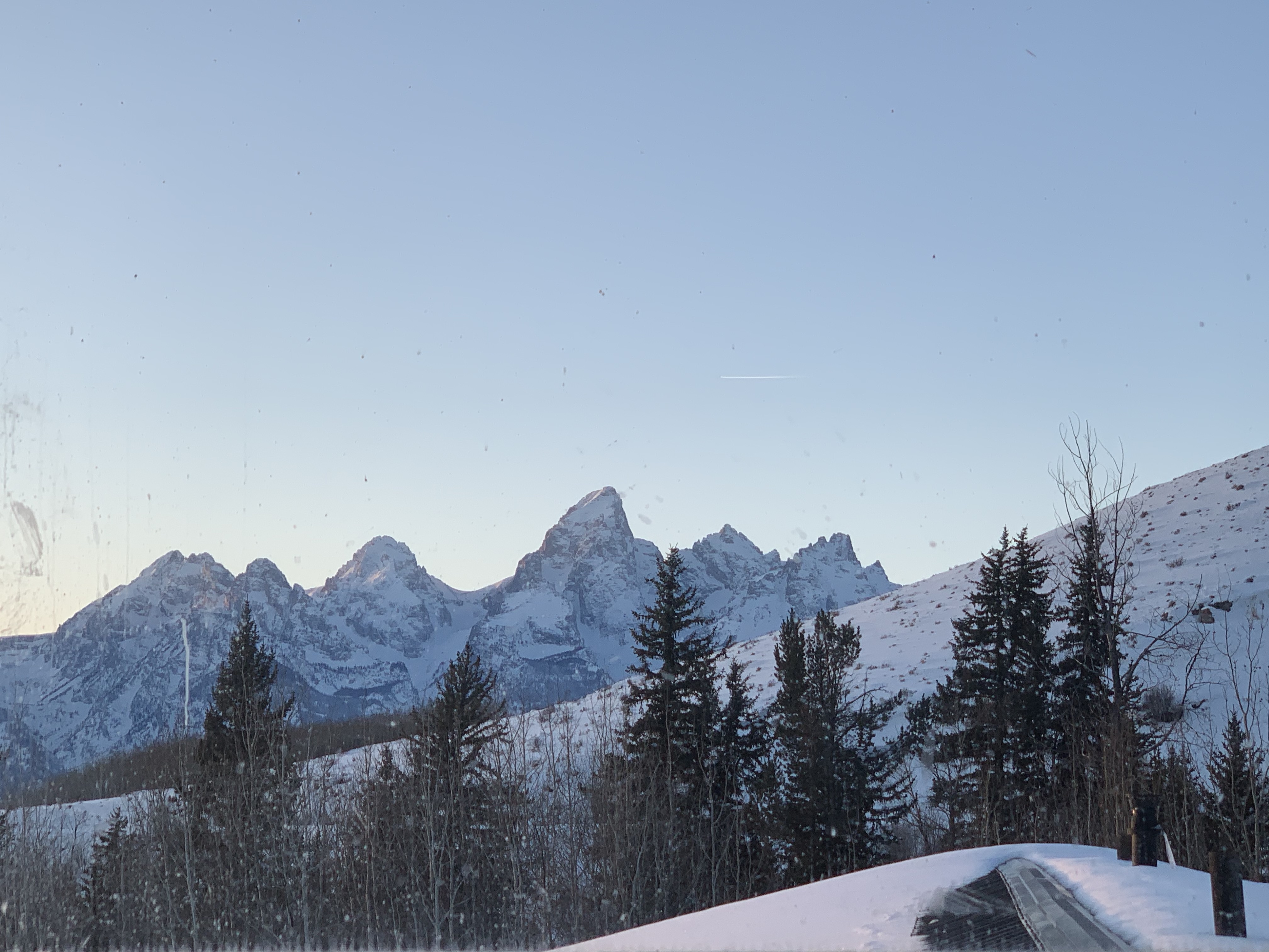 hLKXrOhJQLfXyIvvGPJJQ