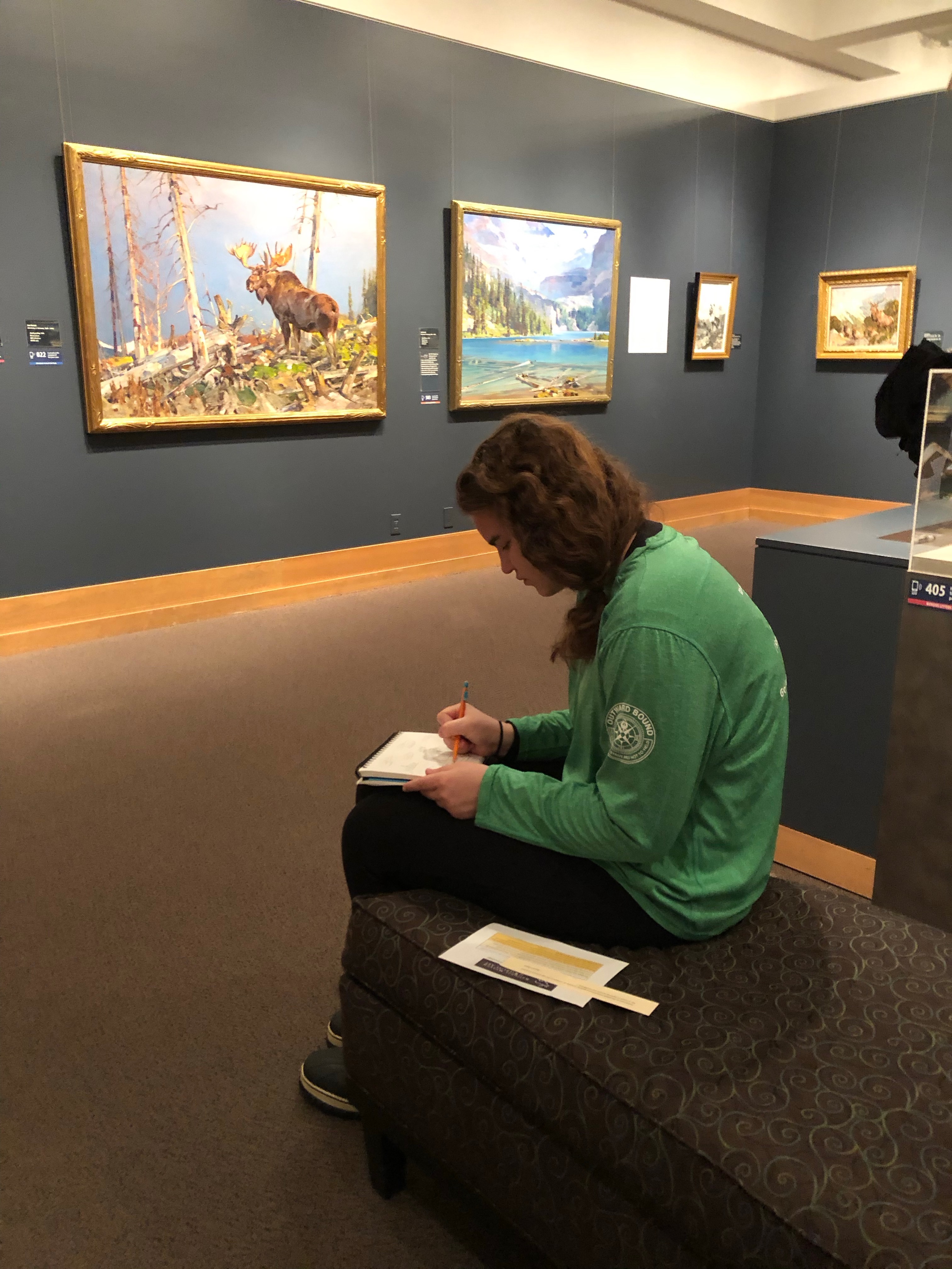 Jordan sketching in the Museum