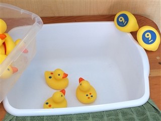 Rubber Ducks - Matching Numerals with the Number of Dots